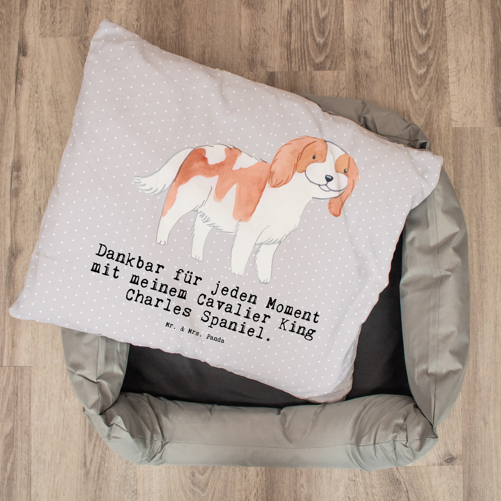 Hundebett Cavalier King Charles Spaniel Moment Hundebett, Hundeliege, Liegeplatz, Hund, Hundekörbchen, Körbchen, Tierbett, Hundebett Luxus, Hundekissen, Hundesofa, Hundeschlafplatz, Hundebettchen, Hundemöbel, Hundedecke, Hunderasse, Rassehund, Hundebesitzer, Geschenk, Tierfreund, Schenken, Welpe, Cavalier King Charles Spaniel