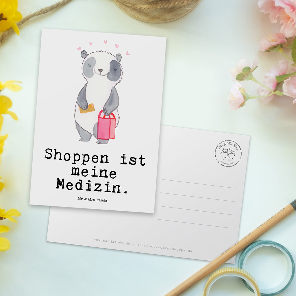 Postkarte Panda Shopping Medizin Geschenkkarte, Grußkarte, Karte, Einladung, Ansichtskarte, Geburtstagskarte, Einladungskarte, Dankeskarte, Geschenk, Sport, Sportart, Hobby, Schenken, Danke, Dankeschön, Auszeichnung, Gewinn, Sportler, Shopping, shoppen, einkaufen