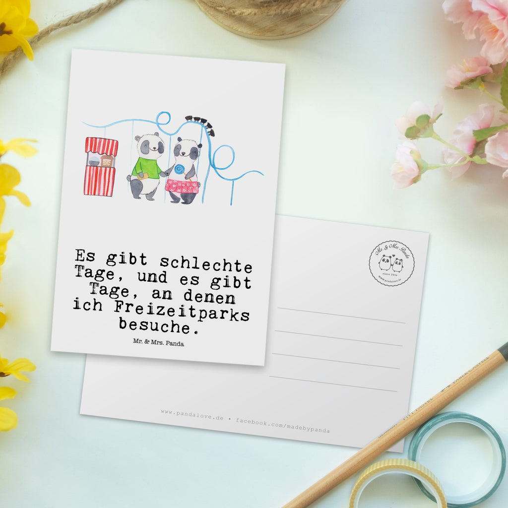 Postkarte Pandas Freizeitpark besuchen Tage Geschenkkarte, Grußkarte, Karte, Einladung, Ansichtskarte, Geburtstagskarte, Einladungskarte, Dankeskarte, Geschenk, Sport, Sportart, Hobby, Schenken, Danke, Dankeschön, Auszeichnung, Gewinn, Sportler, Freizeitpark besuchen, Achterbahn fahren