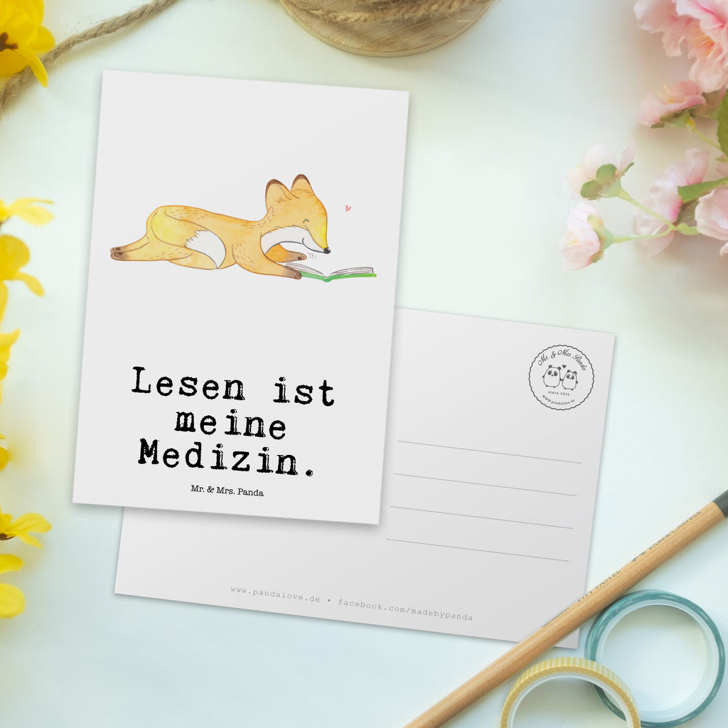 Postkarte Fuchs Lesen Medizin Geschenkkarte, Grußkarte, Karte, Einladung, Ansichtskarte, Geburtstagskarte, Einladungskarte, Dankeskarte, Geschenk, Sport, Sportart, Hobby, Schenken, Danke, Dankeschön, Auszeichnung, Gewinn, Sportler, lesen, Bücher lesen, Bücherwurm