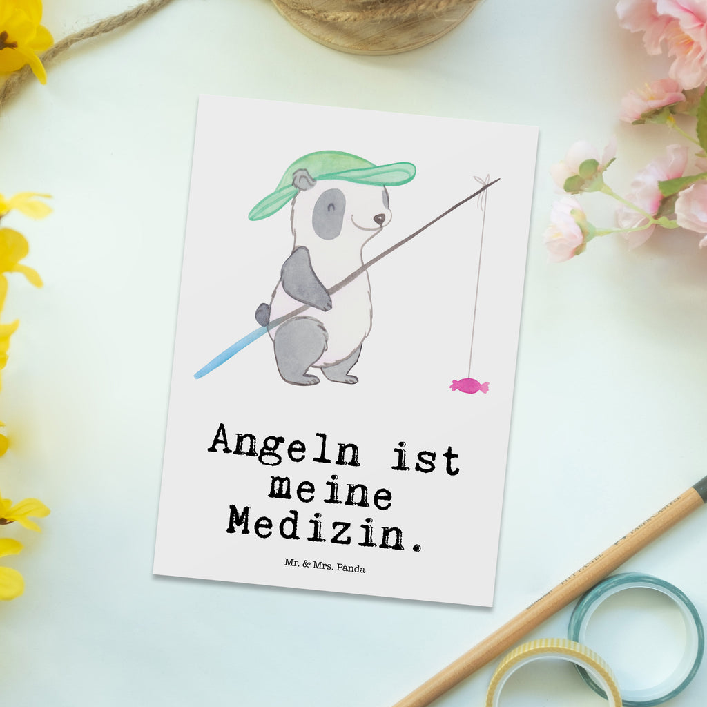Postkarte Panda Angeln Medizin Geschenkkarte, Grußkarte, Karte, Einladung, Ansichtskarte, Geburtstagskarte, Einladungskarte, Dankeskarte, Geschenk, Sport, Sportart, Hobby, Schenken, Danke, Dankeschön, Auszeichnung, Gewinn, Sportler, angeln, Angelsport, Angelverein, Angler, angeln gehen, Hobbyangler
