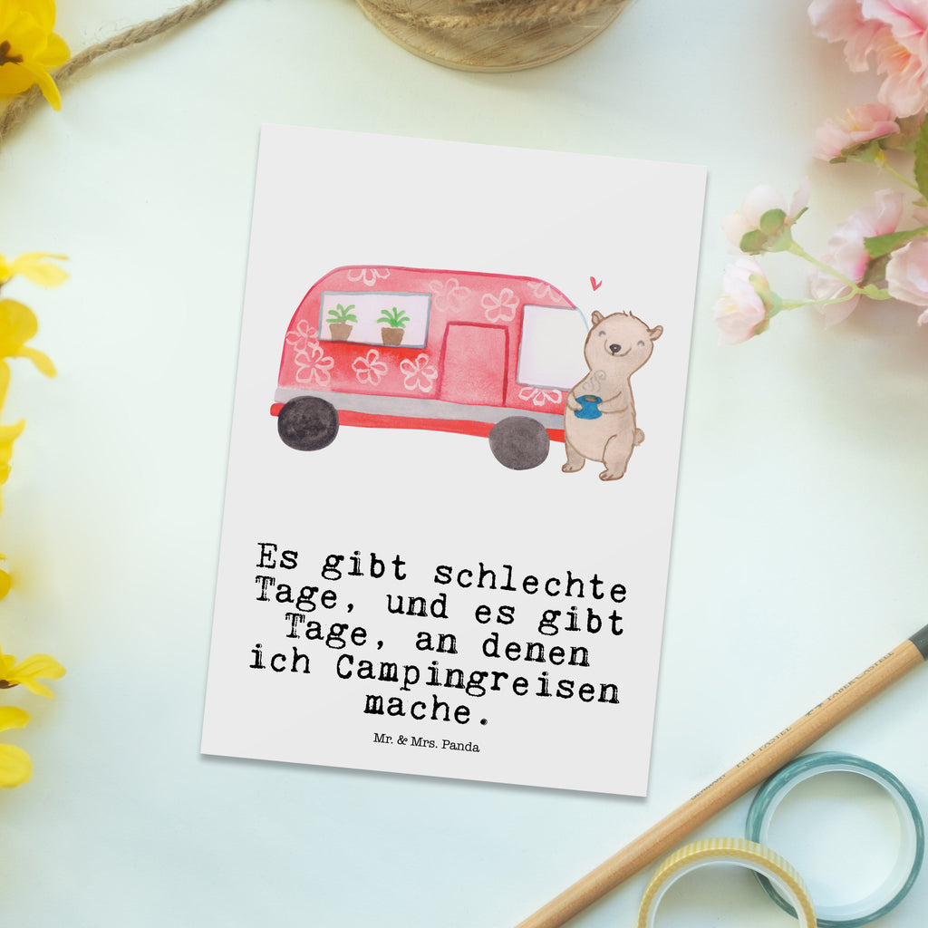 Postkarte Bär Camper Tage Geschenkkarte, Grußkarte, Karte, Einladung, Ansichtskarte, Geburtstagskarte, Einladungskarte, Dankeskarte, Geschenk, Sport, Sportart, Hobby, Schenken, Danke, Dankeschön, Auszeichnung, Gewinn, Sportler, Camper, Campen, Zelten, Campingplatz, Wohnmobil, Roadtrip, Urlaub