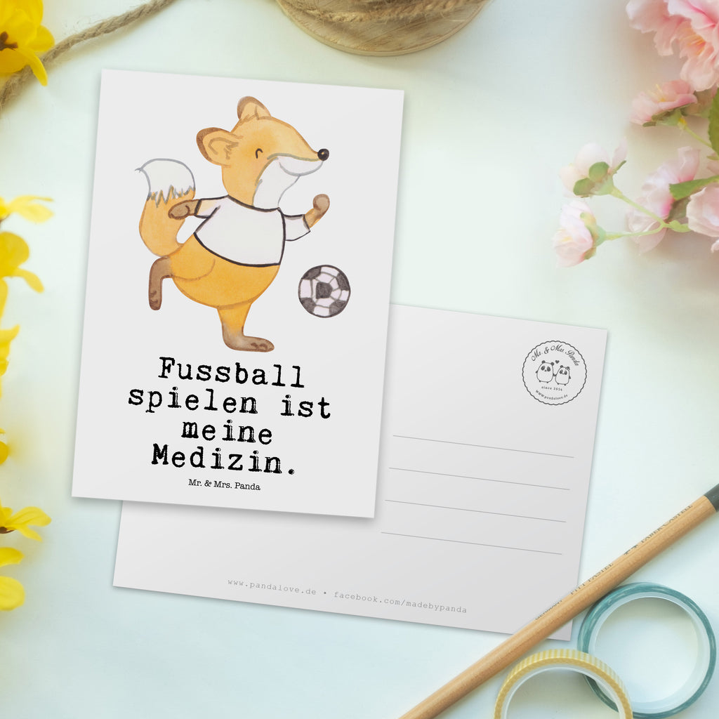 Postkarte Fuchs Fußball spielen Medizin Geschenkkarte, Grußkarte, Karte, Einladung, Ansichtskarte, Geburtstagskarte, Einladungskarte, Dankeskarte, Geschenk, Sport, Sportart, Hobby, Schenken, Danke, Dankeschön, Auszeichnung, Gewinn, Sportler, Fußball, Soccer, Fußballer, Bolzen, Bolzplatz, Fußballerin