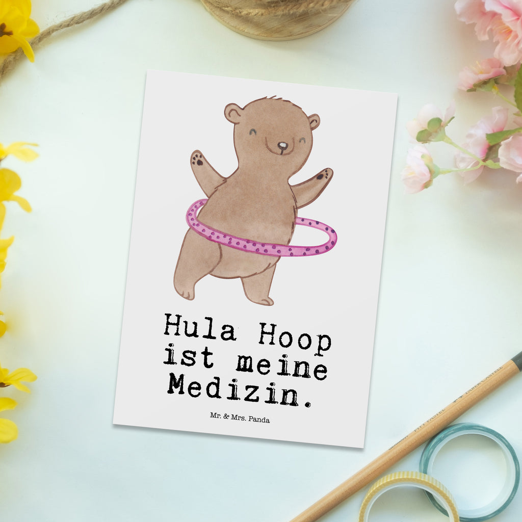 Postkarte Bär Hula Hoop Medizin Geschenkkarte, Grußkarte, Karte, Einladung, Ansichtskarte, Geburtstagskarte, Einladungskarte, Dankeskarte, Geschenk, Sport, Sportart, Hobby, Schenken, Danke, Dankeschön, Auszeichnung, Gewinn, Sportler, Hula Hoop, Fitness, Training