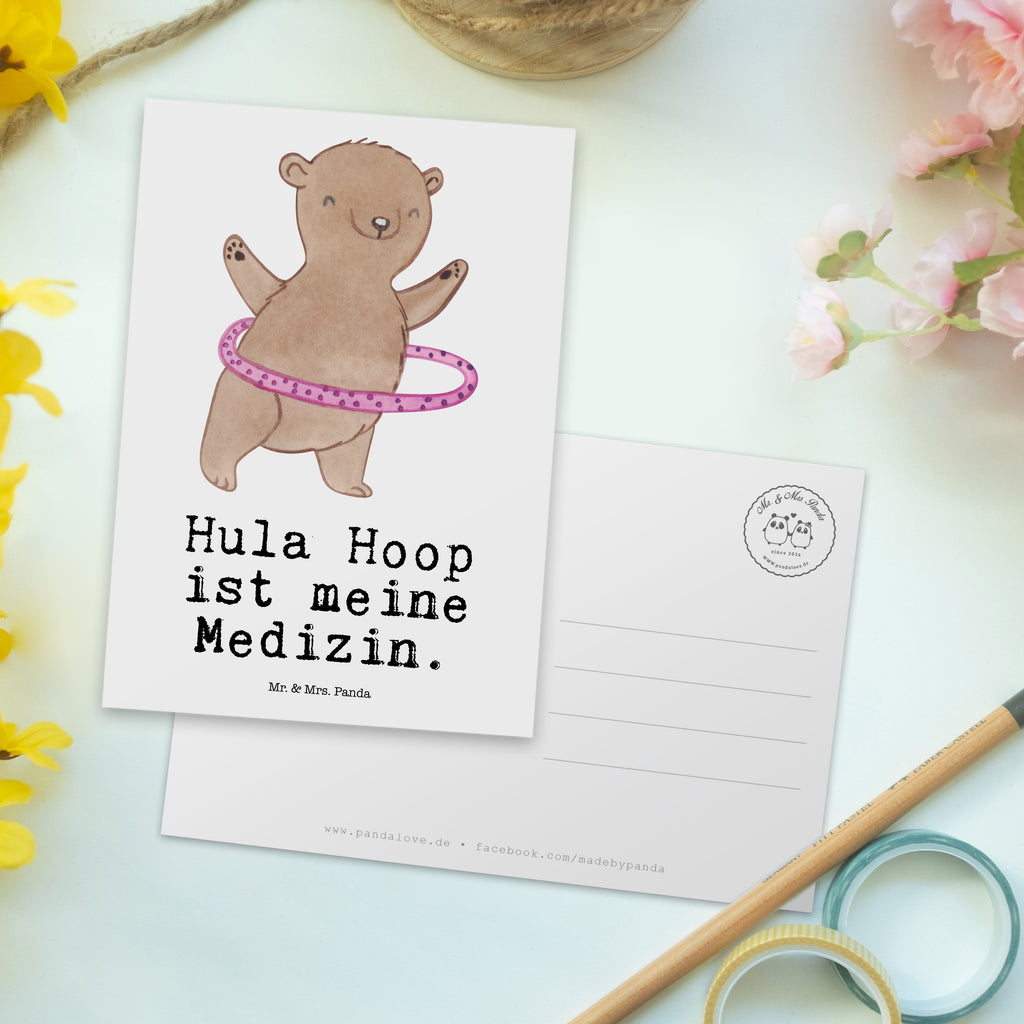 Postkarte Bär Hula Hoop Medizin Geschenkkarte, Grußkarte, Karte, Einladung, Ansichtskarte, Geburtstagskarte, Einladungskarte, Dankeskarte, Geschenk, Sport, Sportart, Hobby, Schenken, Danke, Dankeschön, Auszeichnung, Gewinn, Sportler, Hula Hoop, Fitness, Training