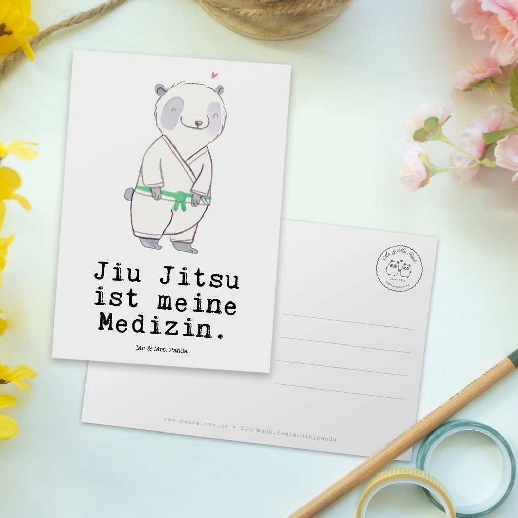 Postkarte Panda Jiu Jitsu Medizin Geschenkkarte, Grußkarte, Karte, Einladung, Ansichtskarte, Geburtstagskarte, Einladungskarte, Dankeskarte, Geschenk, Sport, Sportart, Hobby, Schenken, Danke, Dankeschön, Auszeichnung, Gewinn, Sportler, Jiu Jitsu, japanische Kampfkunst, Selbstverteidigung