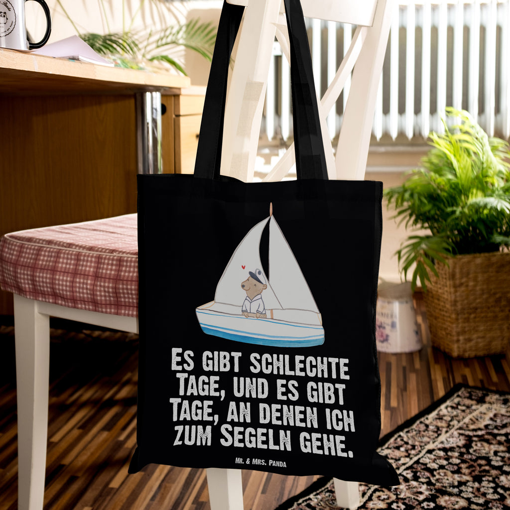 Tragetasche Bär Segeln Tage Beuteltasche, Beutel, Einkaufstasche, Jutebeutel, Stoffbeutel, Geschenk, Sport, Sportart, Hobby, Schenken, Danke, Dankeschön, Auszeichnung, Gewinn, Sportler, segeln, Segeltörn, Segelboot, Segelschule, Yachtclub