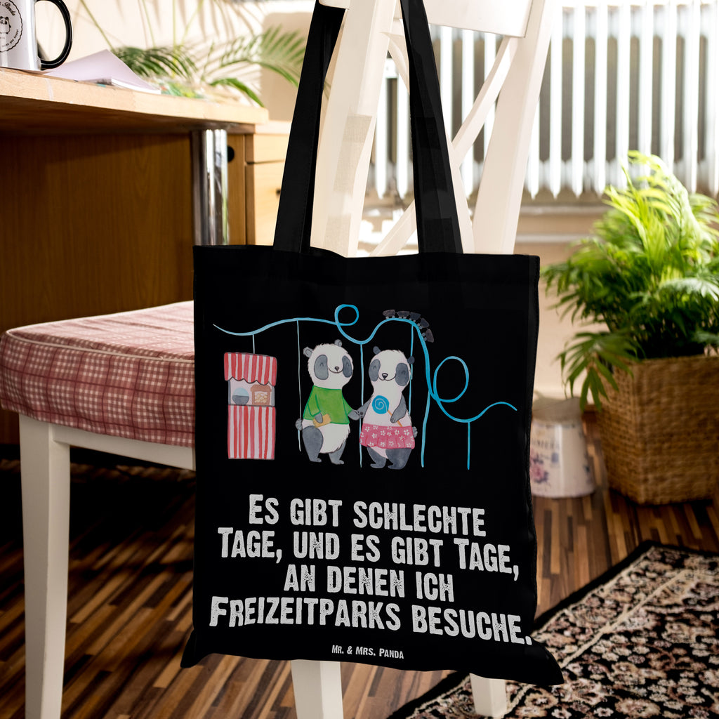 Tragetasche Pandas Freizeitpark besuchen Tage Beuteltasche, Beutel, Einkaufstasche, Jutebeutel, Stoffbeutel, Geschenk, Sport, Sportart, Hobby, Schenken, Danke, Dankeschön, Auszeichnung, Gewinn, Sportler, Freizeitpark besuchen, Achterbahn fahren