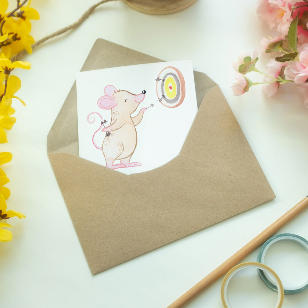 Grußkarte Maus Dart spielen Medizin Klappkarte, Einladungskarte, Glückwunschkarte, Hochzeitskarte, Geburtstagskarte, Karte, Geschenk, Sport, Sportart, Hobby, Schenken, Danke, Dankeschön, Auszeichnung, Gewinn, Sportler, Dart spielen, Darten, Darts, Dart Turnier