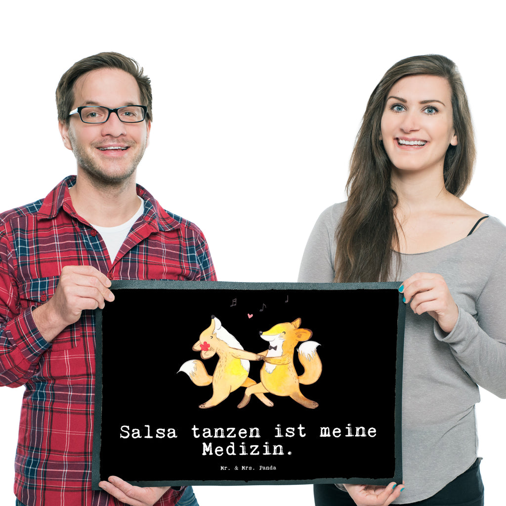Fußmatte Füchse Salsa tanzen Medizin Salsa tanzen, Tanzschule, Tanzen, Tanzkurs, Türvorleger, Schmutzmatte, Fußabtreter, Matte, Schmutzfänger, Fußabstreifer, Schmutzfangmatte, Türmatte, Motivfußmatte,  Haustürmatte, Vorleger  Geschenk, Sport, Sportart, Hobby, Schenken, Danke, Dankeschön, Auszeichnung, Gewinn, Sportler