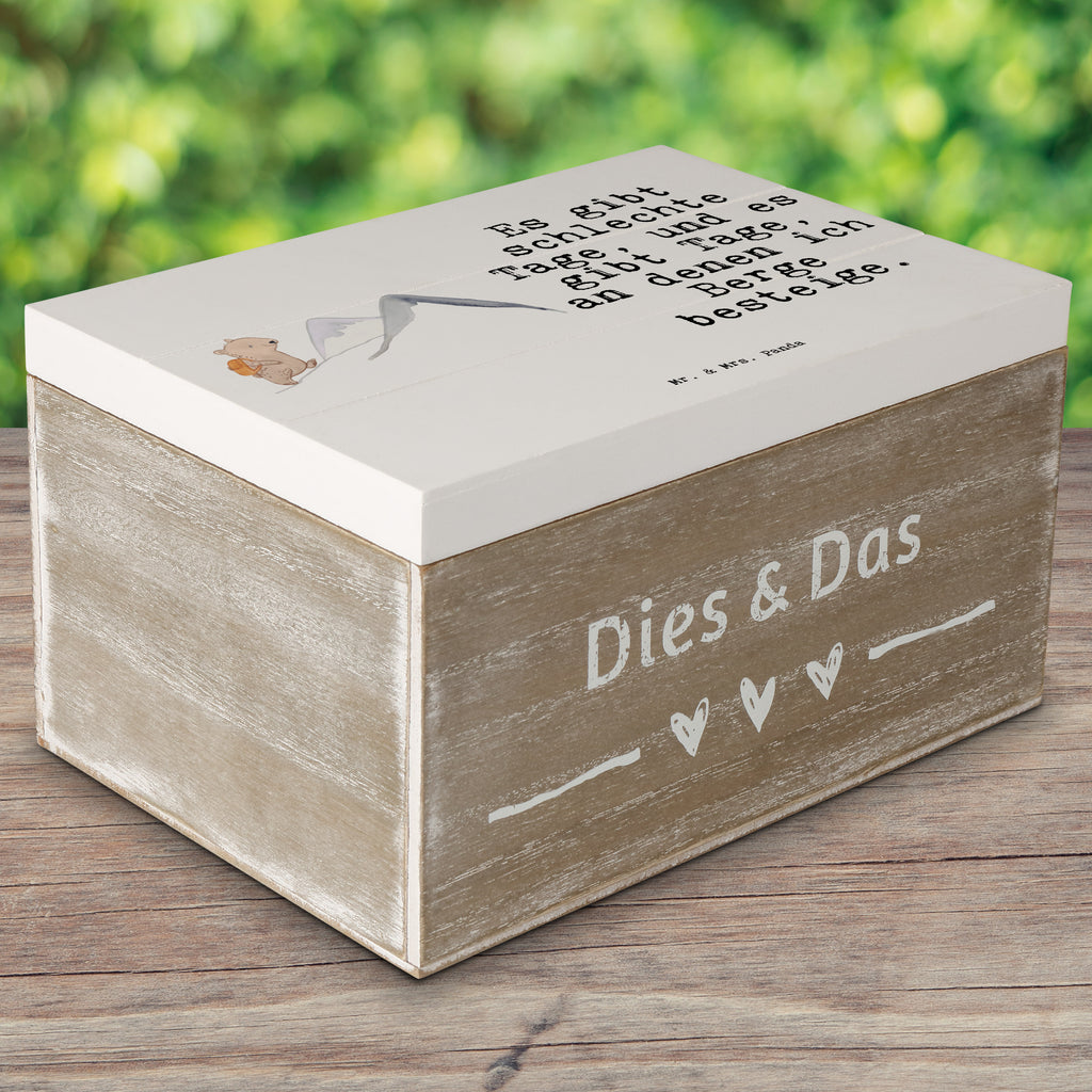 Holzkiste Bär Bergsteigen Tage Holzkiste, Kiste, Schatzkiste, Truhe, Schatulle, XXL, Erinnerungsbox, Erinnerungskiste, Dekokiste, Aufbewahrungsbox, Geschenk, Sport, Sportart, Hobby, Schenken, Danke, Dankeschön, Auszeichnung, Gewinn, Sportler, Bergsteigen, wandern, Bergsport, Trekking, Alpinismus, Alpinwandern