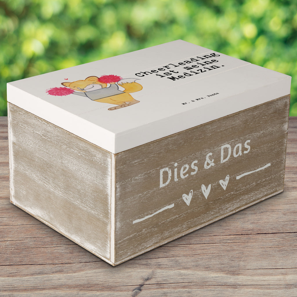 Holzkiste Fuchs Cheerleader Medizin Holzkiste, Kiste, Schatzkiste, Truhe, Schatulle, XXL, Erinnerungsbox, Erinnerungskiste, Dekokiste, Aufbewahrungsbox, Geschenk, Sport, Sportart, Hobby, Schenken, Danke, Dankeschön, Auszeichnung, Gewinn, Sportler, Cheerleader, Cheerleading, Turnen, Turn Club, Turniere