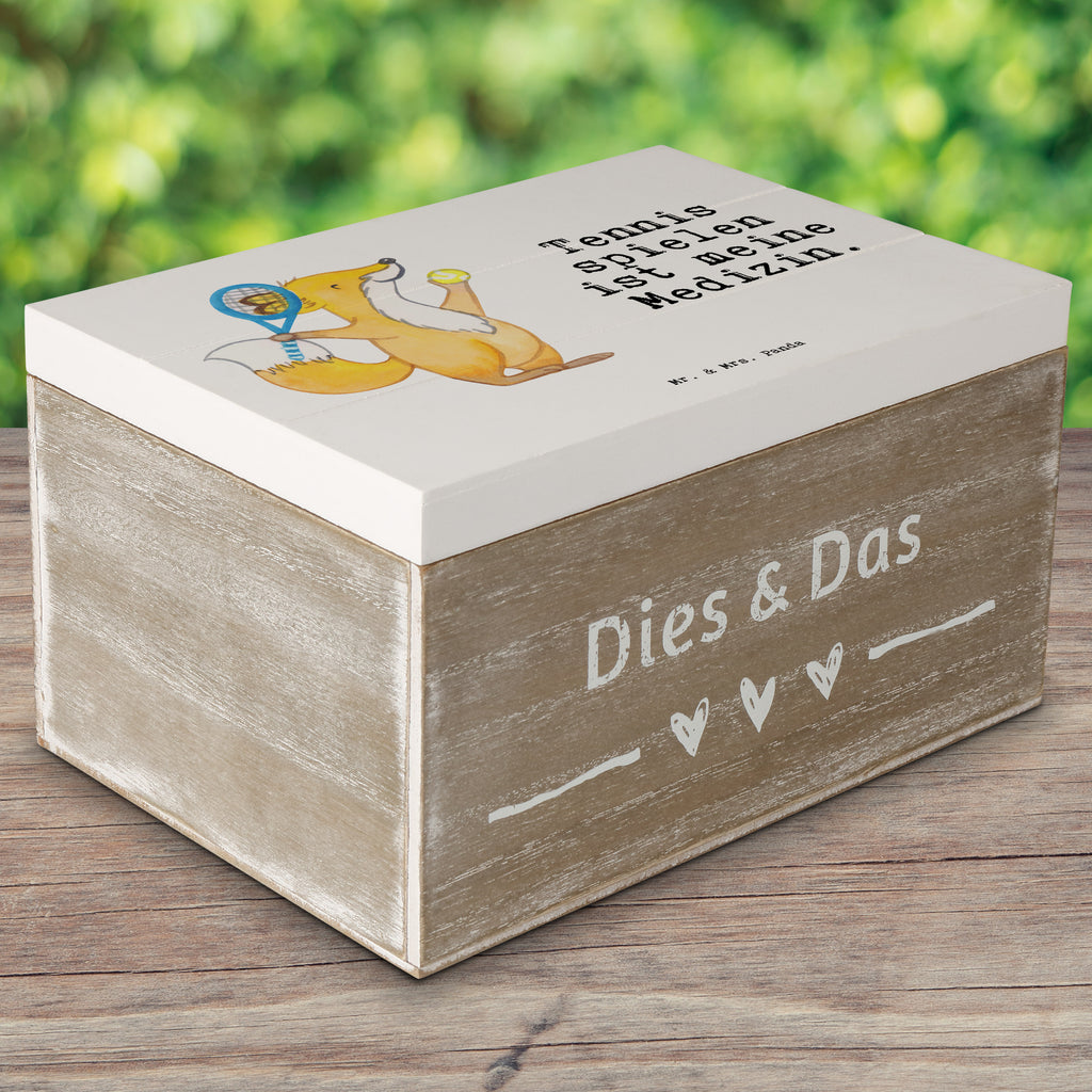 Holzkiste Fuchs Tennis spielen Medizin Holzkiste, Kiste, Schatzkiste, Truhe, Schatulle, XXL, Erinnerungsbox, Erinnerungskiste, Dekokiste, Aufbewahrungsbox, Geschenk, Sport, Sportart, Hobby, Schenken, Danke, Dankeschön, Auszeichnung, Gewinn, Sportler, Tennis spielen, Tennisclub, Tennisverein, Tennis Turnier, Ballsportart