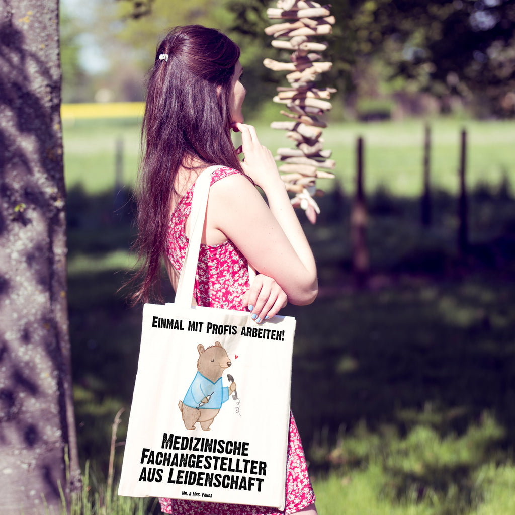 Tragetasche Medizinische Fachangestellter aus Leidenschaft Beuteltasche, Beutel, Einkaufstasche, Jutebeutel, Stoffbeutel, Beruf, Ausbildung, Jubiläum, Abschied, Rente, Kollege, Kollegin, Geschenk, Schenken, Arbeitskollege, Mitarbeiter, Firma, Danke, Dankeschön, Arzthelfer, Medizinischer Fachangestellter, Sprechstundenhilfe