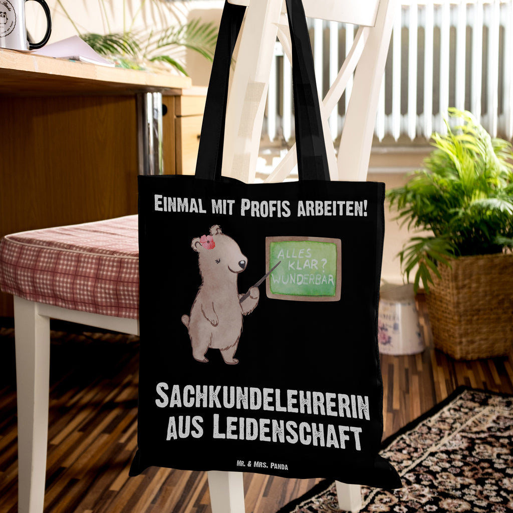 Tragetasche Sachkundelehrerin aus Leidenschaft Beuteltasche, Beutel, Einkaufstasche, Jutebeutel, Stoffbeutel, Beruf, Ausbildung, Jubiläum, Abschied, Rente, Kollege, Kollegin, Geschenk, Schenken, Arbeitskollege, Mitarbeiter, Firma, Danke, Dankeschön, Sachkundelehrerin, Sachkundeunterricht, Schule, Grundschule