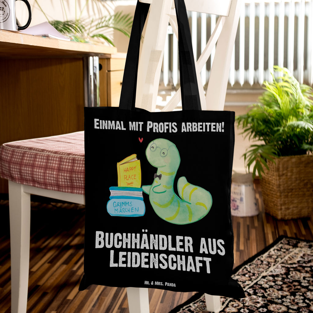 Tragetasche Buchhändler aus Leidenschaft Beuteltasche, Beutel, Einkaufstasche, Jutebeutel, Stoffbeutel, Beruf, Ausbildung, Jubiläum, Abschied, Rente, Kollege, Kollegin, Geschenk, Schenken, Arbeitskollege, Mitarbeiter, Firma, Danke, Dankeschön, Buchhändler, Buchhandlung, Buchverkäufer, Bibliothekar, Bücherwurm