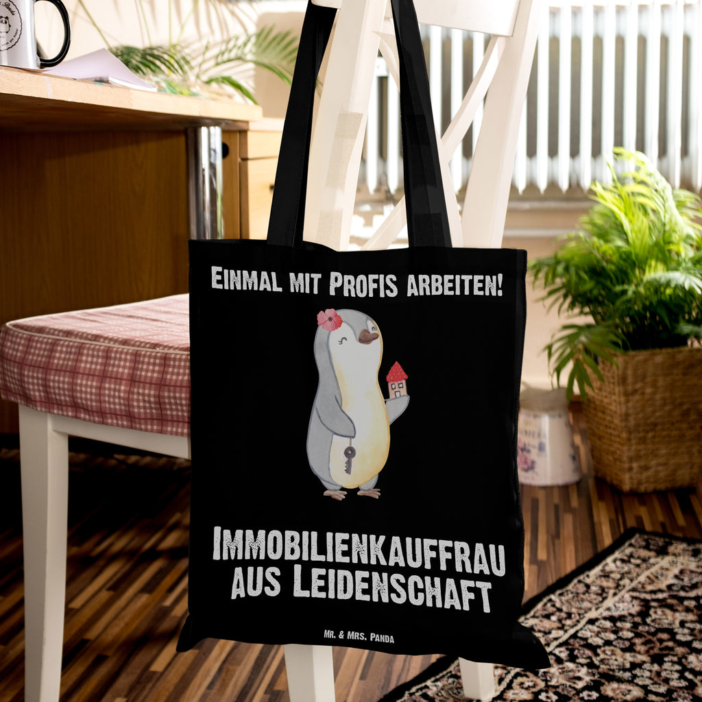 Tragetasche Immobilienkauffrau aus Leidenschaft Beuteltasche, Beutel, Einkaufstasche, Jutebeutel, Stoffbeutel, Beruf, Ausbildung, Jubiläum, Abschied, Rente, Kollege, Kollegin, Geschenk, Schenken, Arbeitskollege, Mitarbeiter, Firma, Danke, Dankeschön, Immobilienmaklerin, Immobilienhändlerin, Immobilienkauffrau, Immobilienbüro