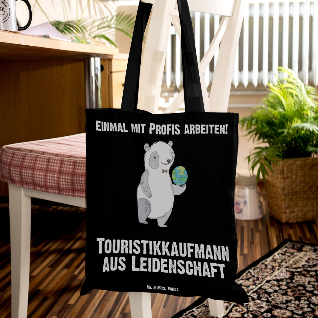 Tragetasche Touristikkaufmann aus Leidenschaft Beuteltasche, Beutel, Einkaufstasche, Jutebeutel, Stoffbeutel, Beruf, Ausbildung, Jubiläum, Abschied, Rente, Kollege, Kollegin, Geschenk, Schenken, Arbeitskollege, Mitarbeiter, Firma, Danke, Dankeschön
