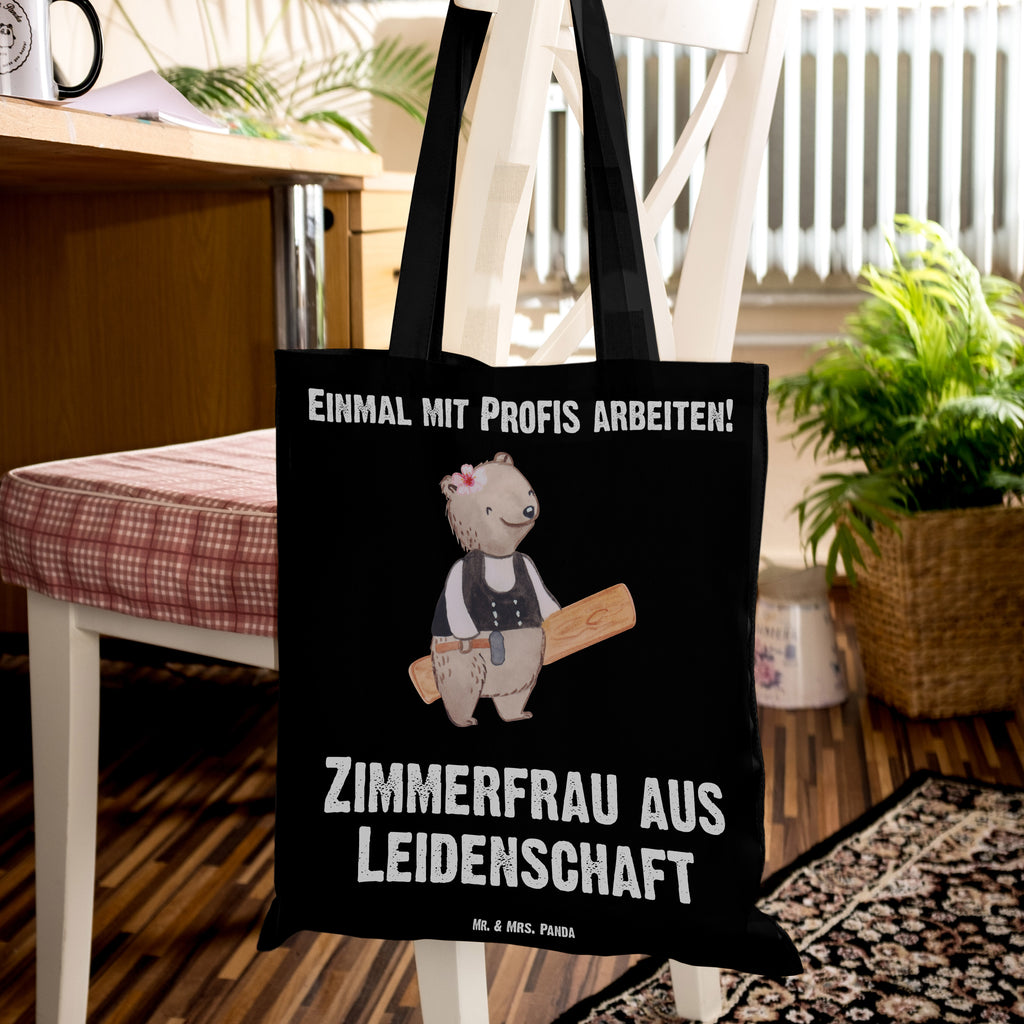 Tragetasche Zimmerfrau aus Leidenschaft Beuteltasche, Beutel, Einkaufstasche, Jutebeutel, Stoffbeutel, Beruf, Ausbildung, Jubiläum, Abschied, Rente, Kollege, Kollegin, Geschenk, Schenken, Arbeitskollege, Mitarbeiter, Firma, Danke, Dankeschön