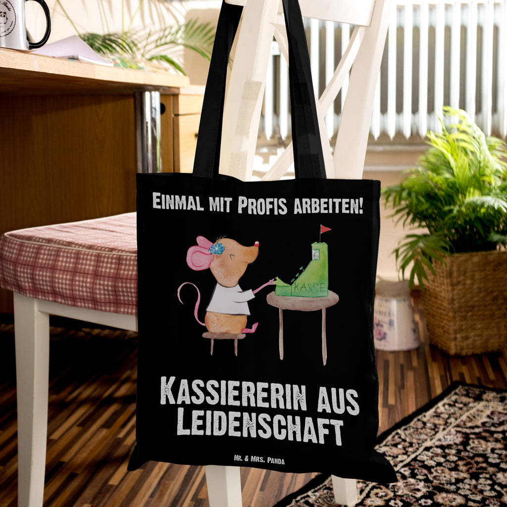Tragetasche Kassiererin aus Leidenschaft Beuteltasche, Beutel, Einkaufstasche, Jutebeutel, Stoffbeutel, Beruf, Ausbildung, Jubiläum, Abschied, Rente, Kollege, Kollegin, Geschenk, Schenken, Arbeitskollege, Mitarbeiter, Firma, Danke, Dankeschön, Kassiererin, Kassenwartin, Mitarbeiterin Kasse
