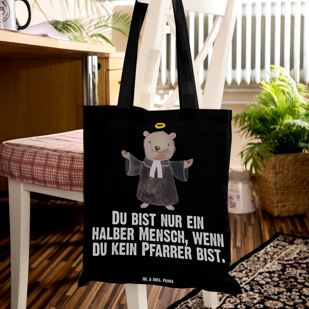 Tragetasche Pfarrer mit Herz Beuteltasche, Beutel, Einkaufstasche, Jutebeutel, Stoffbeutel, Beruf, Ausbildung, Jubiläum, Abschied, Rente, Kollege, Kollegin, Geschenk, Schenken, Arbeitskollege, Mitarbeiter, Firma, Danke, Dankeschön, Pastor, Diener Gottes<br />Geistlicher, Pfarrer, Prediger<br />Priester, Theologe, Kirche