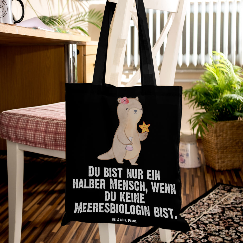 Tragetasche Meeresbiologin mit Herz Beuteltasche, Beutel, Einkaufstasche, Jutebeutel, Stoffbeutel, Beruf, Ausbildung, Jubiläum, Abschied, Rente, Kollege, Kollegin, Geschenk, Schenken, Arbeitskollege, Mitarbeiter, Firma, Danke, Dankeschön, Meeresbiologin, Meereskundlerin, Naturwissenschaftlerin, Meeresforscherin, maritime Forschung, Studium