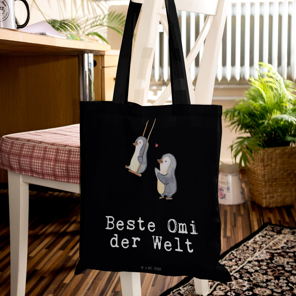 Tragetasche Pinguin Beste Omi der Welt Beuteltasche, Beutel, Einkaufstasche, Jutebeutel, Stoffbeutel, für, Dankeschön, Geschenk, Schenken, Geburtstag, Geburtstagsgeschenk, Geschenkidee, Danke, Bedanken, Mitbringsel, Freude machen, Geschenktipp, Großmutter, Oma, Omi, Großpapa, Großmama, Enkel, Enkelin, Enkelkind, Kleinigkeit, Ommi, Omma, Bester