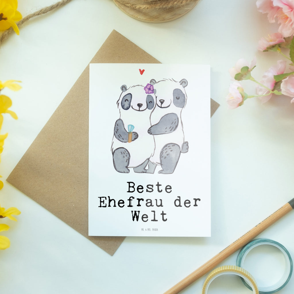 Grußkarte Panda Beste Ehefrau der Welt Klappkarte, Einladungskarte, Glückwunschkarte, Hochzeitskarte, Geburtstagskarte, Karte, für, Dankeschön, Geschenk, Schenken, Geburtstag, Geburtstagsgeschenk, Geschenkidee, Danke, Bedanken, Mitbringsel, Freude machen, Geschenktipp, Ehefrau, Beste, Frau, Partnerin, Freundin, Traumfrau, Hochzeit, Liebling, Ehepartner, Ehe, Gattin, Lebensgefährtin, Braut, Kleinigkeit
