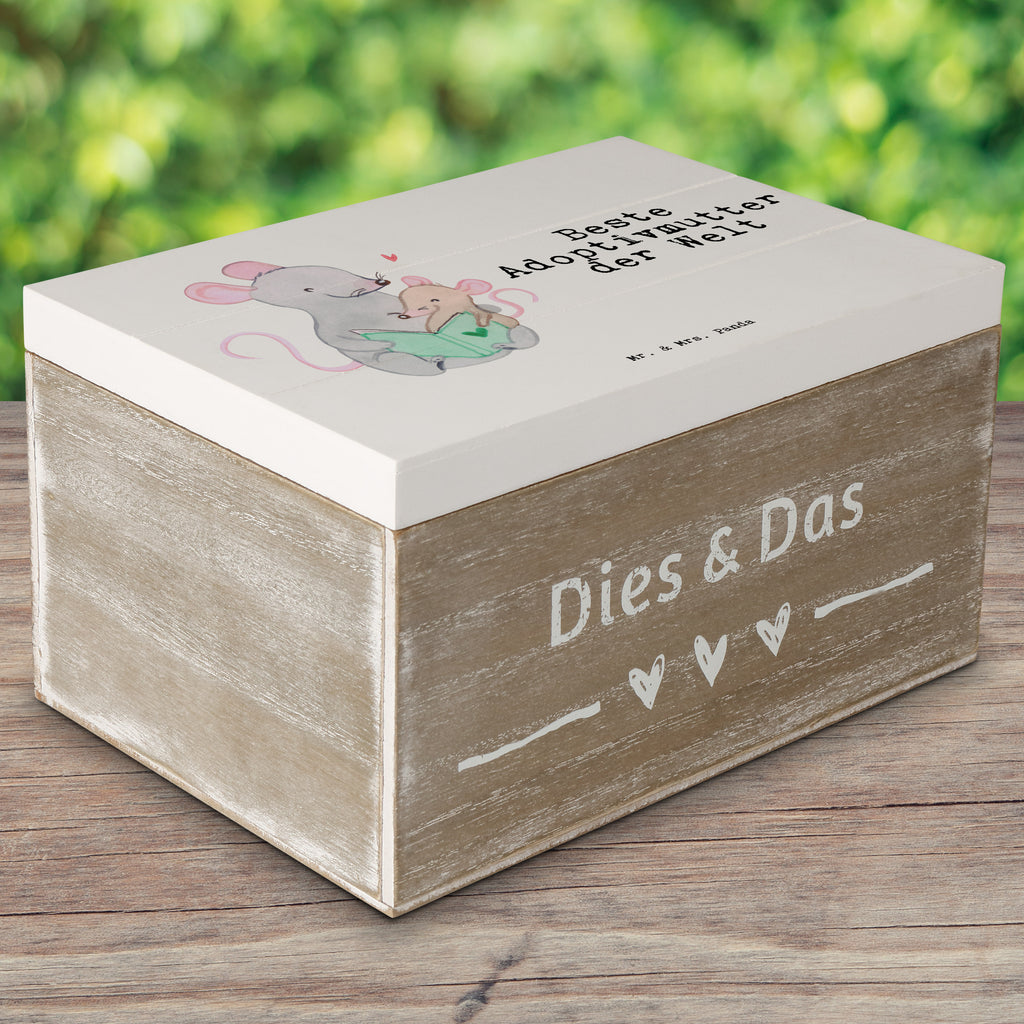 Holzkiste Maus Beste Adoptivmutter der Welt Adoptivmutter, Adoptivmama, adoptiert, Mama, Mami, Mutter, Muttertag, Mutti, Ma, Tochter, Sohn, Dankeschön, Danke, Beste Mama, Beste, Supermama Holzkiste, Kiste, Schatzkiste, Truhe, Schatulle, XXL,  Erinnerungsbox, Erinnerungskiste, Dekokiste, Aufbewahrungsbox  für, Dankeschön, Geschenk, Schenken, Geburtstag, Geburtstagsgeschenk, Geschenkidee, Danke, Bedanken, Mitbringsel, Freude machen, Geschenktipp