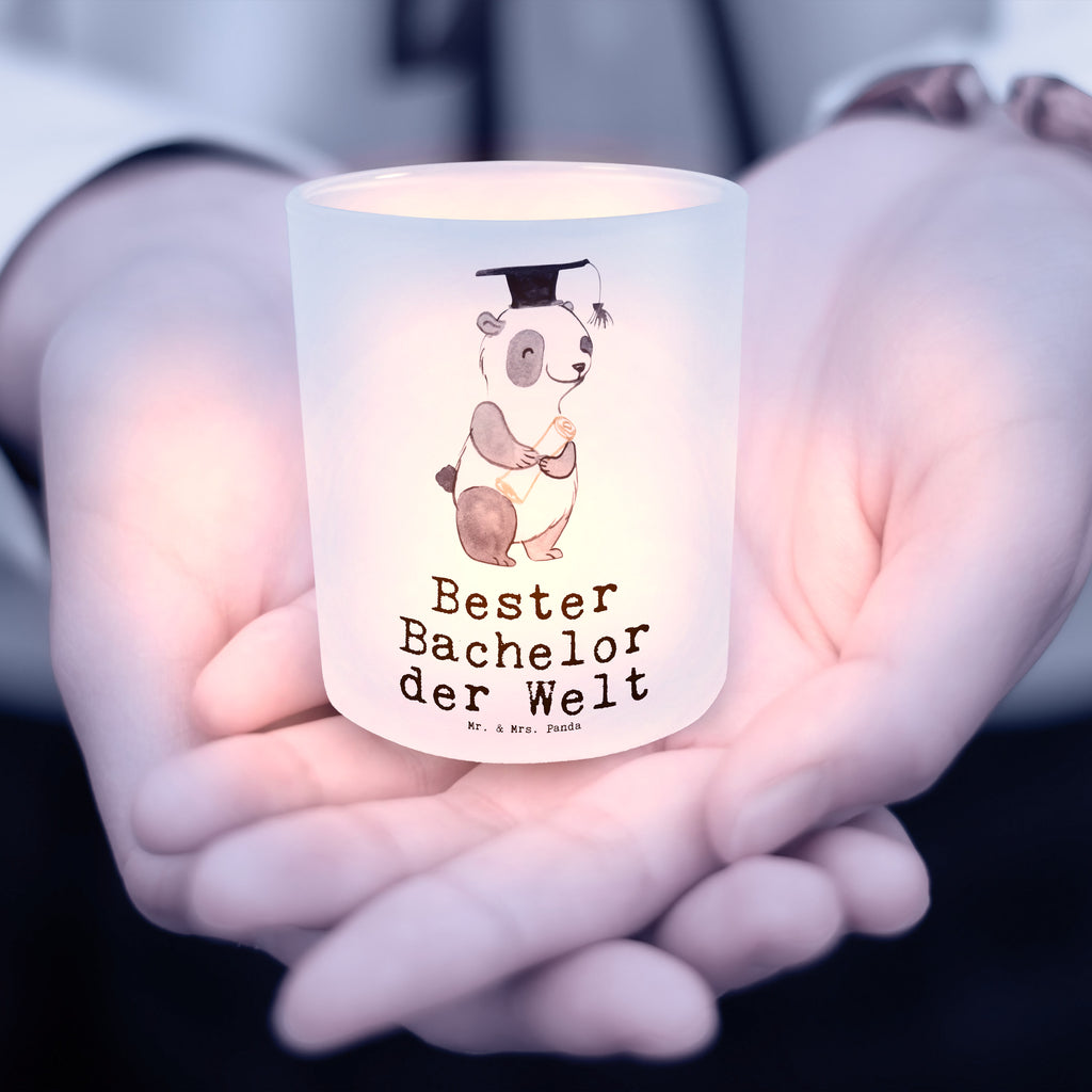 Windlicht Panda Bester Bachelor der Welt Windlicht Glas, Teelichtglas, Teelichthalter, Teelichter, Kerzenglas, Windlicht Kerze, Kerzenlicht, für, Dankeschön, Geschenk, Schenken, Geburtstag, Geburtstagsgeschenk, Geschenkidee, Danke, Bedanken, Mitbringsel, Freude machen, Geschenktipp, Bachelor, Student, Studium, Sohn, Spaß, Musterschüler, lustig, Studienabschluss, witzig, Universität, Abschluss, Alumni, Uni, Studenten, Hochschule