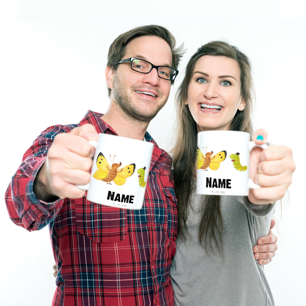 Personalisierte Tasse Raupe & Schmetterling Personalisierte Tasse, Namenstasse, Wunschname, Personalisiert, Tasse, Namen, Drucken, Tasse mit Namen, Tiermotive, Gute Laune, lustige Sprüche, Tiere, Raupe, Schmetterling, Zitronenfalter, Entwicklung, Erwachsen werden, Kokon, Hut, Hütchen, Schönheit, Aufwachsen