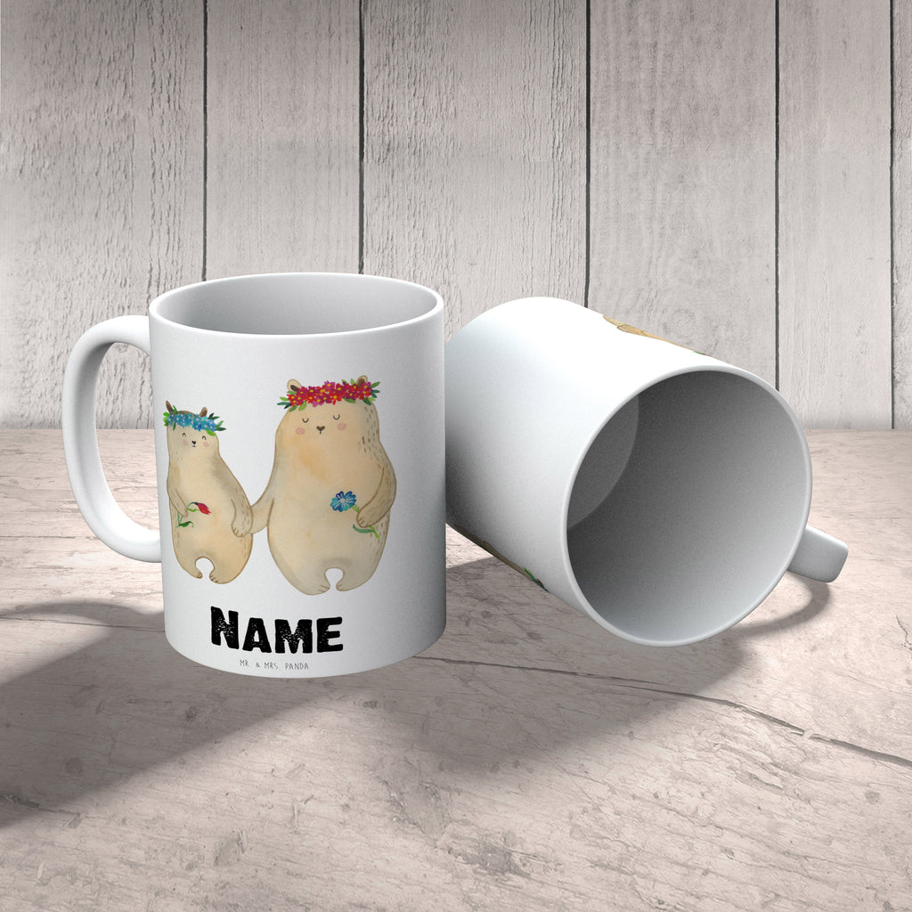 Personalisierte Tasse Bären mit Blumenkranz Personalisierte Tasse, Namenstasse, Wunschname, Personalisiert, Tasse, Namen, Drucken, Tasse mit Namen, Familie, Vatertag, Muttertag, Bruder, Schwester, Mama, Papa, Oma, Opa, Bär, Bären, Mutter, Mutti, Mami, Lieblingsmensch, Lieblingsmama, beste Mutter, weltbeste Mama, Geschenk Mama. Muttertag, Tochter, Kind, Kinder, Töchter, Family, Vorbild