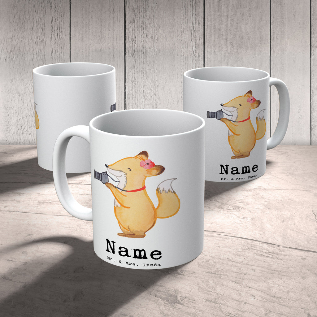 Personalisierte Tasse Fotografin mit Herz Personalisierte Tasse, Namenstasse, Wunschname, Personalisiert, Tasse, Namen, Drucken, Tasse mit Namen, Beruf, Ausbildung, Jubiläum, Abschied, Rente, Kollege, Kollegin, Geschenk, Schenken, Arbeitskollege, Mitarbeiter, Firma, Danke, Dankeschön, Fotografin, Fotoreporterin, Hobbyfotografin, Hochzeitsfotografin, Fotografie, Profi Fotografin