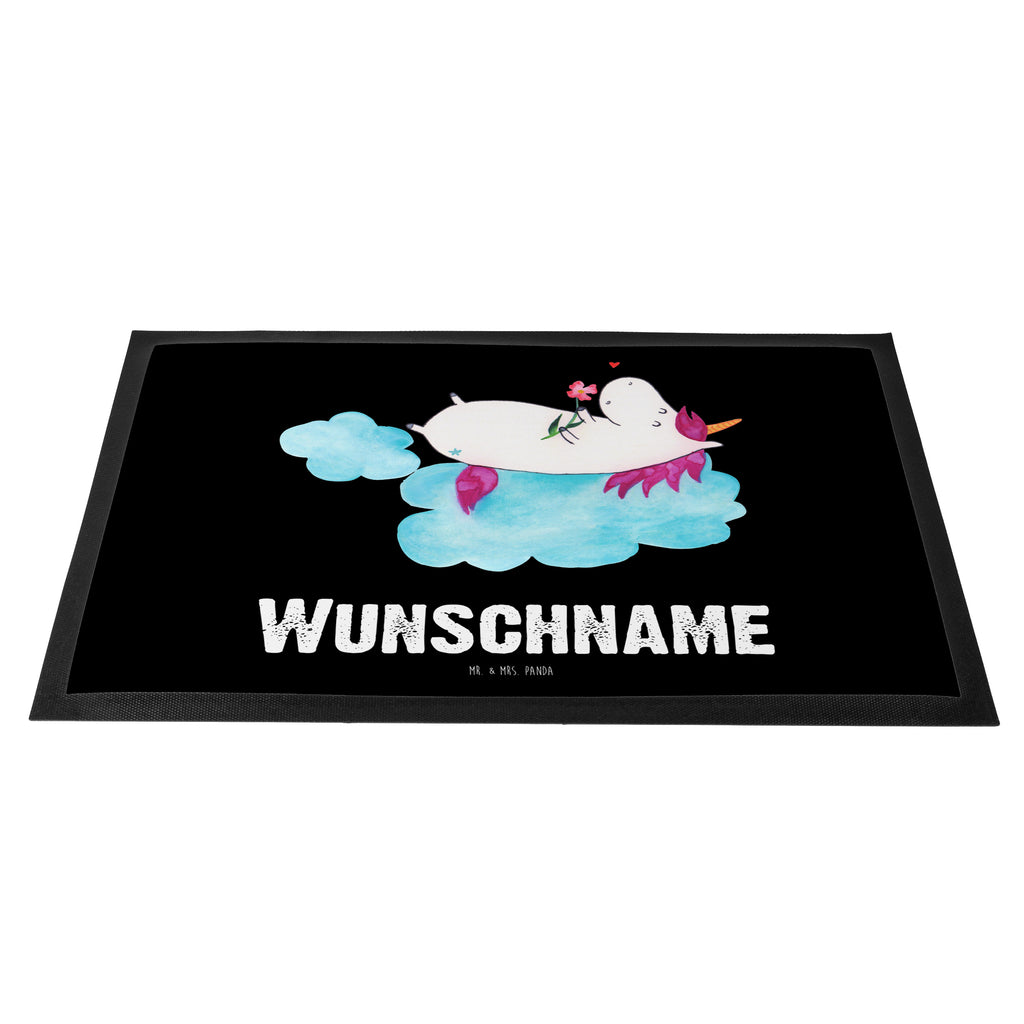 Personalisierte Fußmatte Einhorn verliebt auf Wolke Personalisierte Fußmatte, Fußmatte mit Namen, Personalisieruung, Personalisiert, Fußmatte bedrucken, Türvorleger mit Namen, Haustürmatte personalisiert, Namensfussmatte, Wunschnamen, Bedrucken, Türvorleger personalisiert, Einhorn, Einhörner, Einhorn Deko, Pegasus, Unicorn, verliebt, Liebe, Liebesbeweis, Freundin, Wolke