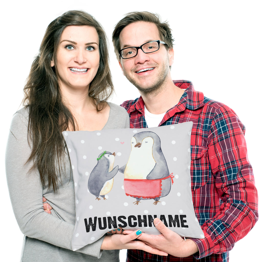 Personalisiertes Kissen Pinguin mit Kind Kissen, personalisiert, Name, Wunschname, bedrucken, Kopfkissen, Familie, Vatertag, Muttertag, Bruder, Schwester, Mama, Papa, Oma, Opa, Geschenk, Mami, Mutti, Mutter, Geburststag