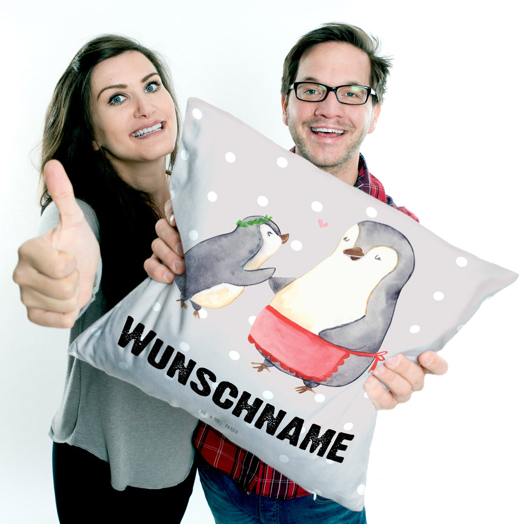 Personalisiertes Kissen Pinguin mit Kind Kissen, personalisiert, Name, Wunschname, bedrucken, Kopfkissen, Familie, Vatertag, Muttertag, Bruder, Schwester, Mama, Papa, Oma, Opa, Geschenk, Mami, Mutti, Mutter, Geburststag