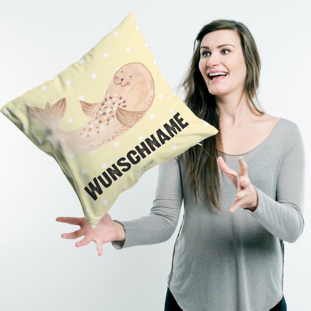 Personalisiertes Kissen Robbe liegend Kissen, personalisiert, Name, Wunschname, bedrucken, Kopfkissen, süße Tiermotive, gute Laune, lustige Sprüche, Tiere, Robbe, Robben, Seehund, Strand, Meerestier, Ostsee, Nordsee, Lachen, Freude