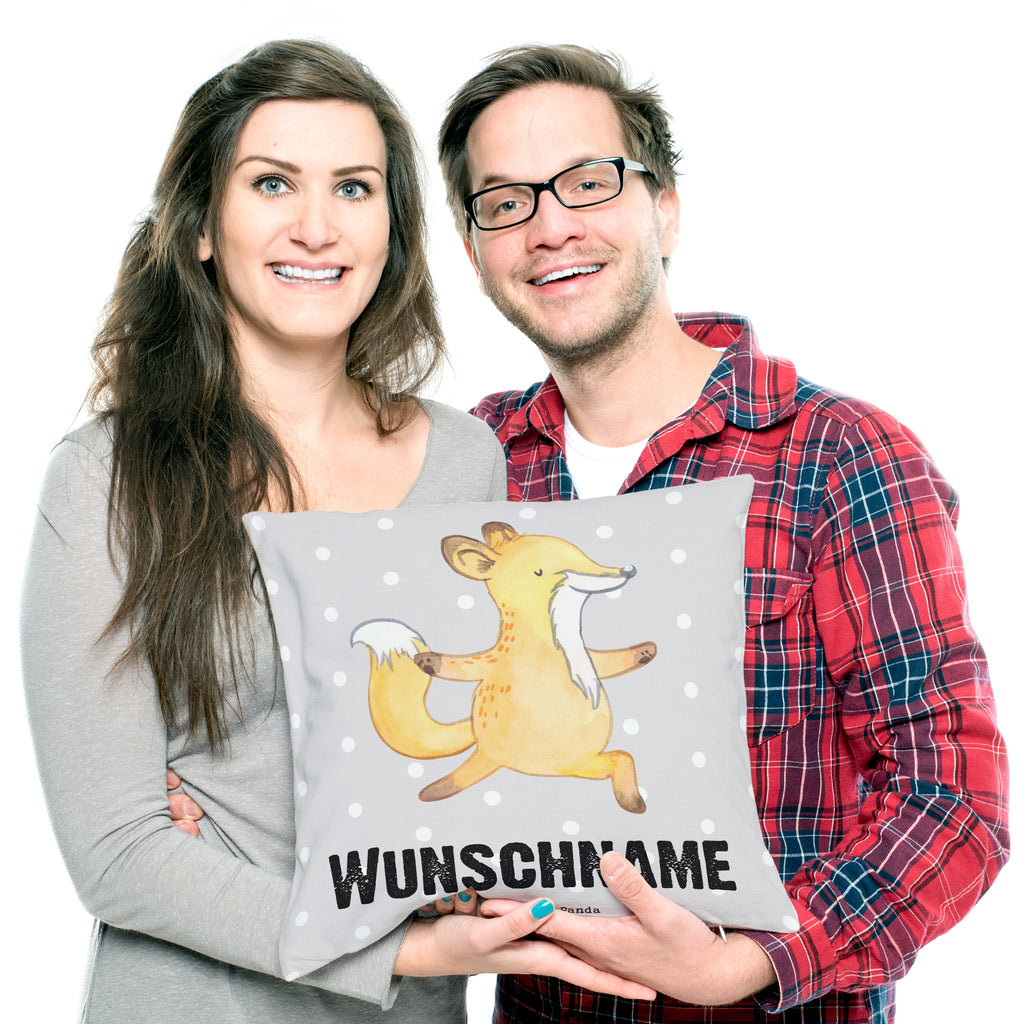 Personalisiertes Kissen Yogalehrer mit Herz Kissen, personalisiert, Name, Wunschname, bedrucken, Kopfkissen, Beruf, Ausbildung, Jubiläum, Abschied, Rente, Kollege, Kollegin, Geschenk, Schenken, Arbeitskollege, Mitarbeiter, Firma, Danke, Dankeschön