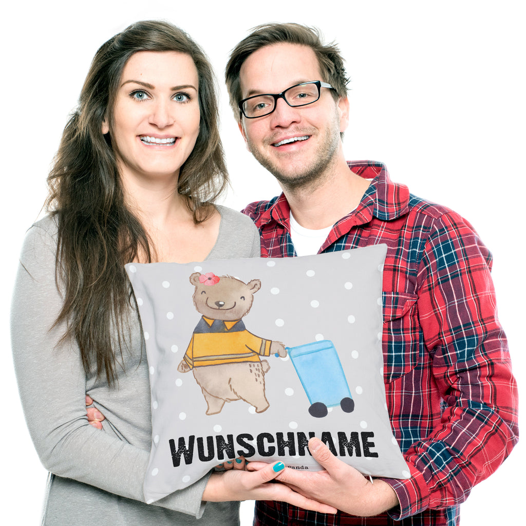 Personalisiertes Kissen Fachkraft - Kreislauf- und Abfallwirtschaft mit Herz Kissen, personalisiert, Name, Wunschname, bedrucken, Kopfkissen, Beruf, Ausbildung, Jubiläum, Abschied, Rente, Kollege, Kollegin, Geschenk, Schenken, Arbeitskollege, Mitarbeiter, Firma, Danke, Dankeschön, Müllwerker, Fachkraft Kreislauf- und Abfallwirtschaft, Müllentsorger, Kehrichtmann, Müllmann, Müllfahrer