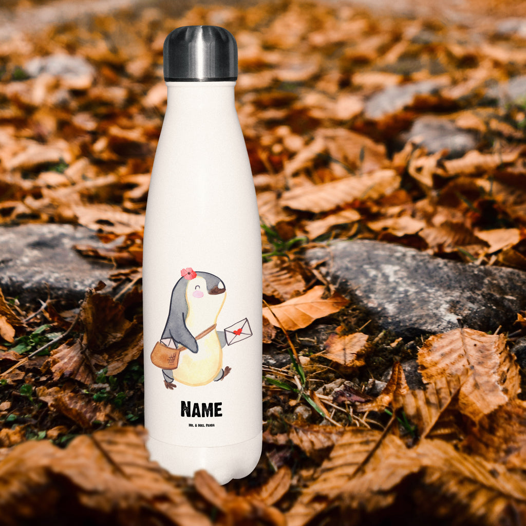 Personalisierte Thermosflasche Postbotin mit Herz Personalisierte Isolierflasche, Personalisierte Thermoflasche, Personalisierte Trinkflasche, Trinkflasche Mit Namen, Wunschname, Bedrucken, Namensflasche, Beruf, Ausbildung, Jubiläum, Abschied, Rente, Kollege, Kollegin, Geschenk, Schenken, Arbeitskollege, Mitarbeiter, Firma, Danke, Dankeschön, Postbotin, Briefzustellerin, Briefträgerin, Postlerin
