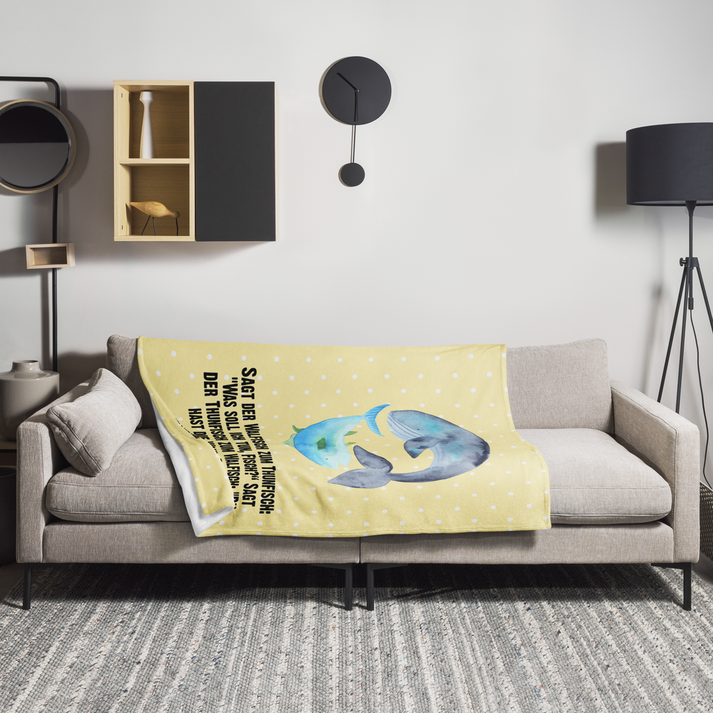 Kuscheldecke Walfisch & Thunfisch Decke, Wohndecke, Tagesdecke, Wolldecke, Sofadecke, Tiermotive, Gute Laune, lustige Sprüche, Tiere, Wal, Wahl, Tunfisch, Wortwitz lustig, Spruch lustig, Flachwitz, Witz, Spruch des Tages, Flachwitz Geschenk