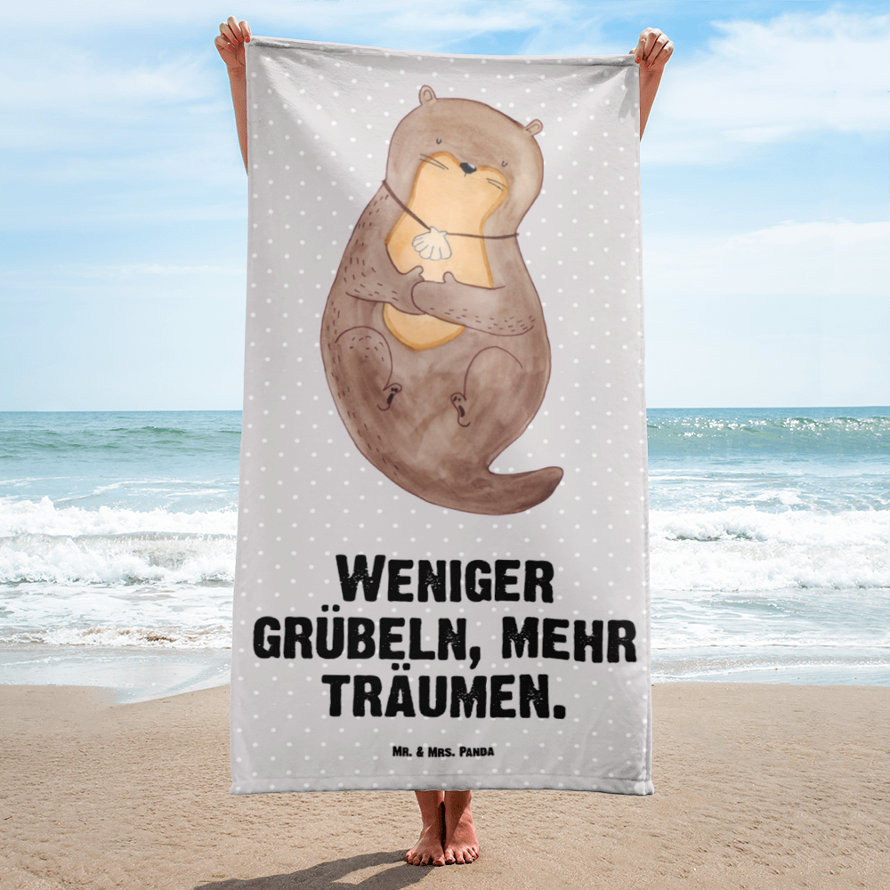 XL Badehandtuch Otter mit Muschelmedaillon Handtuch, Badetuch, Duschtuch, Strandtuch, Saunatuch, Otter, Fischotter, Seeotter, Otterliebe, grübeln, träumen, Motivation, Tagträumen, Büro