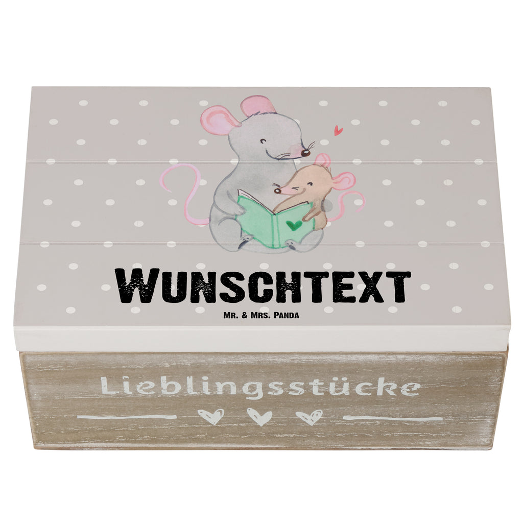 Personalisierte Holzkiste Maus Beste Adoptivmutter der Welt Holzkiste mit Namen, Kiste mit Namen, Schatzkiste mit Namen, Truhe mit Namen, Schatulle mit Namen, Erinnerungsbox mit Namen, Erinnerungskiste, mit Namen, Dekokiste mit Namen, Aufbewahrungsbox mit Namen, Holzkiste Personalisiert, Kiste Personalisiert, Schatzkiste Personalisiert, Truhe Personalisiert, Schatulle Personalisiert, Erinnerungsbox Personalisiert, Erinnerungskiste Personalisiert, Dekokiste Personalisiert, Aufbewahrungsbox Personalisiert, für, Dankeschön, Geschenk, Schenken, Geburtstag, Geburtstagsgeschenk, Geschenkidee, Danke, Bedanken, Mitbringsel, Freude machen, Geschenktipp, Adoptivmutter, Adoptivmama, adoptiert, Mama, Mami, Mutter, Muttertag, Mutti, Ma, Tochter, Sohn, Beste Mama, Beste, Supermama