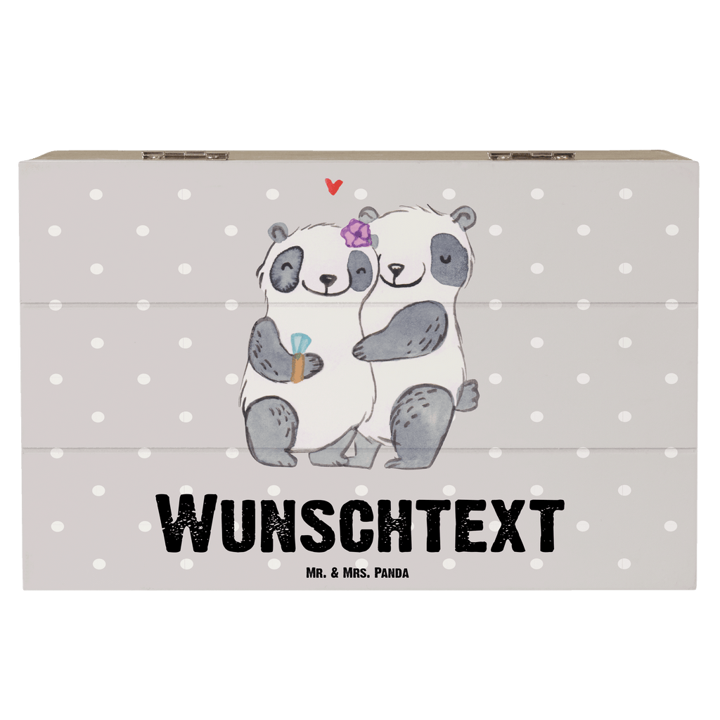 Personalisierte Holzkiste Panda Beste Verlobte der Welt Holzkiste mit Namen, Kiste mit Namen, Schatzkiste mit Namen, Truhe mit Namen, Schatulle mit Namen, Erinnerungsbox mit Namen, Erinnerungskiste, mit Namen, Dekokiste mit Namen, Aufbewahrungsbox mit Namen, Holzkiste Personalisiert, Kiste Personalisiert, Schatzkiste Personalisiert, Truhe Personalisiert, Schatulle Personalisiert, Erinnerungsbox Personalisiert, Erinnerungskiste Personalisiert, Dekokiste Personalisiert, Aufbewahrungsbox Personalisiert, für, Dankeschön, Geschenk, Schenken, Geburtstag, Geburtstagsgeschenk, Geschenkidee, Danke, Bedanken, Mitbringsel, Freude machen, Geschenktipp, Verlobte, Verloben, Verlobung, Traumfrau, Frau, Freundin, Ehefrau, Zukünftige, Hochzeit, Ehe
