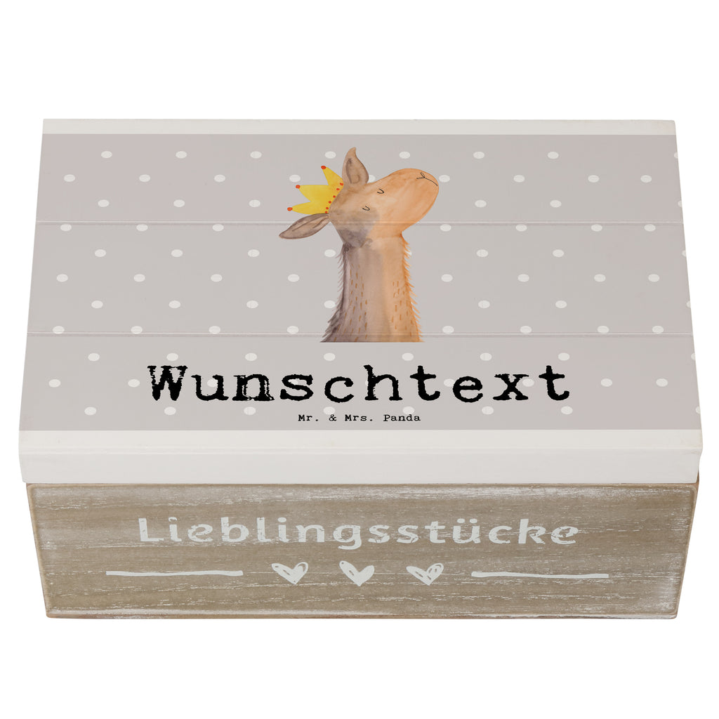 Personalisierte Holzkiste Lama Bester Mensch der Welt Holzkiste mit Namen, Kiste mit Namen, Schatzkiste mit Namen, Truhe mit Namen, Schatulle mit Namen, Erinnerungsbox mit Namen, Erinnerungskiste, mit Namen, Dekokiste mit Namen, Aufbewahrungsbox mit Namen, Holzkiste Personalisiert, Kiste Personalisiert, Schatzkiste Personalisiert, Truhe Personalisiert, Schatulle Personalisiert, Erinnerungsbox Personalisiert, Erinnerungskiste Personalisiert, Dekokiste Personalisiert, Aufbewahrungsbox Personalisiert, für, Dankeschön, Geschenk, Schenken, Geburtstag, Geburtstagsgeschenk, Geschenkidee, Danke, Bedanken, Mitbringsel, Freude machen, Geschenktipp, Lieblingsmensch, Liebling, Lieblings Mensch, tollster Mensch, Vorbild, Partner, Ehemann, Ehefrau, Liebe, Valentinstag