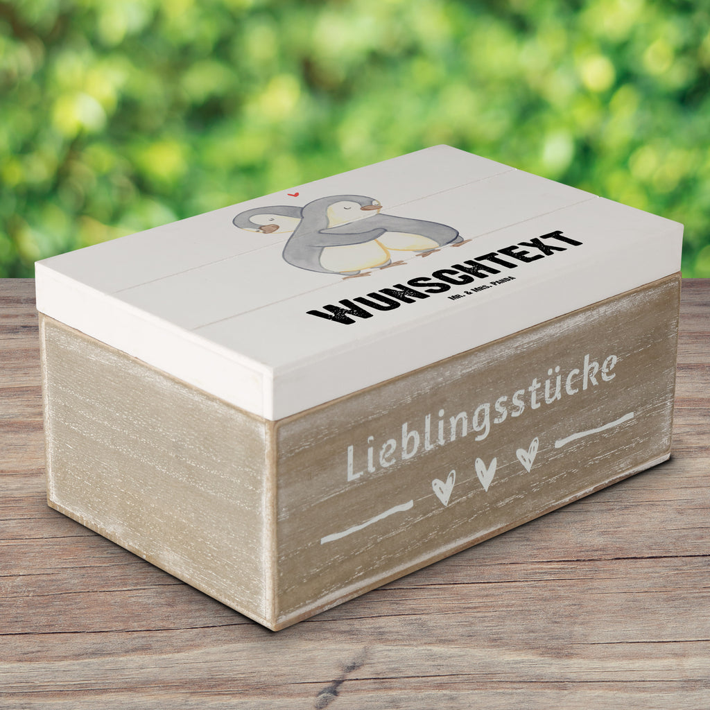 Personalisierte Holzkiste Pinguin Bester Lieblingsmensch der Welt Holzkiste mit Namen, Kiste mit Namen, Schatzkiste mit Namen, Truhe mit Namen, Schatulle mit Namen, Erinnerungsbox mit Namen, Erinnerungskiste, mit Namen, Dekokiste mit Namen, Aufbewahrungsbox mit Namen, Holzkiste Personalisiert, Kiste Personalisiert, Schatzkiste Personalisiert, Truhe Personalisiert, Schatulle Personalisiert, Erinnerungsbox Personalisiert, Erinnerungskiste Personalisiert, Dekokiste Personalisiert, Aufbewahrungsbox Personalisiert, für, Dankeschön, Geschenk, Schenken, Geburtstag, Geburtstagsgeschenk, Geschenkidee, Danke, Bedanken, Mitbringsel, Freude machen, Geschenktipp, Lieblingsmensch, Lieblings Mensch, Liebling, Partner, Bae, beste Freundin, Freund, Liebe, Herz, Love, Mama, Papa, Familie