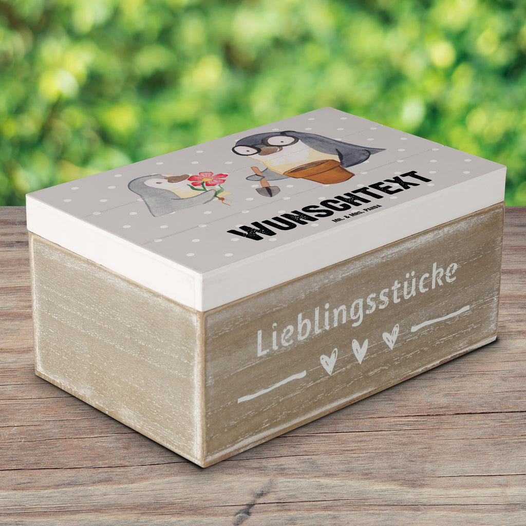 Personalisierte Holzkiste Pinguin Bester Opi der Welt Holzkiste mit Namen, Kiste mit Namen, Schatzkiste mit Namen, Truhe mit Namen, Schatulle mit Namen, Erinnerungsbox mit Namen, Erinnerungskiste, mit Namen, Dekokiste mit Namen, Aufbewahrungsbox mit Namen, Holzkiste Personalisiert, Kiste Personalisiert, Schatzkiste Personalisiert, Truhe Personalisiert, Schatulle Personalisiert, Erinnerungsbox Personalisiert, Erinnerungskiste Personalisiert, Dekokiste Personalisiert, Aufbewahrungsbox Personalisiert, für, Dankeschön, Geschenk, Schenken, Geburtstag, Geburtstagsgeschenk, Geschenkidee, Danke, Bedanken, Mitbringsel, Freude machen, Geschenktipp, Großvater, Grossvater, Opa, Opi. Großpapa, Großeltern, Nichte, Neffe, Kleinigkeit, Oppa, Oppi, Bester