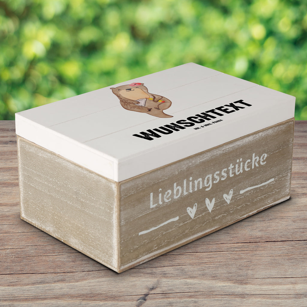 Personalisierte Holzkiste Bauzeichnerin mit Herz Holzkiste mit Namen, Kiste mit Namen, Schatzkiste mit Namen, Truhe mit Namen, Schatulle mit Namen, Erinnerungsbox mit Namen, Erinnerungskiste, mit Namen, Dekokiste mit Namen, Aufbewahrungsbox mit Namen, Holzkiste Personalisiert, Kiste Personalisiert, Schatzkiste Personalisiert, Truhe Personalisiert, Schatulle Personalisiert, Erinnerungsbox Personalisiert, Erinnerungskiste Personalisiert, Dekokiste Personalisiert, Aufbewahrungsbox Personalisiert, Beruf, Ausbildung, Jubiläum, Abschied, Rente, Kollege, Kollegin, Geschenk, Schenken, Arbeitskollege, Mitarbeiter, Firma, Danke, Dankeschön
