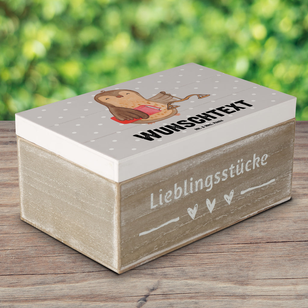 Personalisierte Holzkiste Jurist mit Herz Holzkiste mit Namen, Kiste mit Namen, Schatzkiste mit Namen, Truhe mit Namen, Schatulle mit Namen, Erinnerungsbox mit Namen, Erinnerungskiste, mit Namen, Dekokiste mit Namen, Aufbewahrungsbox mit Namen, Holzkiste Personalisiert, Kiste Personalisiert, Schatzkiste Personalisiert, Truhe Personalisiert, Schatulle Personalisiert, Erinnerungsbox Personalisiert, Erinnerungskiste Personalisiert, Dekokiste Personalisiert, Aufbewahrungsbox Personalisiert, Beruf, Ausbildung, Jubiläum, Abschied, Rente, Kollege, Kollegin, Geschenk, Schenken, Arbeitskollege, Mitarbeiter, Firma, Danke, Dankeschön, Jurist, Anwalt, Jura Studium, Master of laws, Staatsexamen, Jurastudent, Anwaltskanzlei