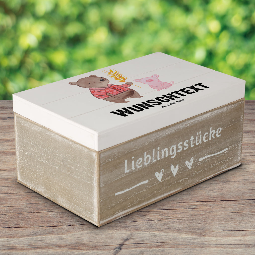 Personalisierte Holzkiste Bauer mit Herz Holzkiste mit Namen, Kiste mit Namen, Schatzkiste mit Namen, Truhe mit Namen, Schatulle mit Namen, Erinnerungsbox mit Namen, Erinnerungskiste, mit Namen, Dekokiste mit Namen, Aufbewahrungsbox mit Namen, Holzkiste Personalisiert, Kiste Personalisiert, Schatzkiste Personalisiert, Truhe Personalisiert, Schatulle Personalisiert, Erinnerungsbox Personalisiert, Erinnerungskiste Personalisiert, Dekokiste Personalisiert, Aufbewahrungsbox Personalisiert, Beruf, Ausbildung, Jubiläum, Abschied, Rente, Kollege, Kollegin, Geschenk, Schenken, Arbeitskollege, Mitarbeiter, Firma, Danke, Dankeschön, Landwirt; Bauer, Tierwirt, Agronom, Farmer, Bauernhof